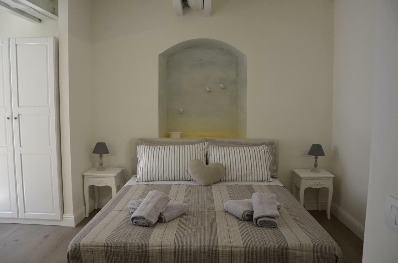 Apartment With Florenz