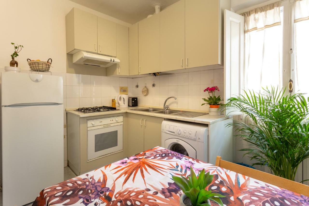 Appartement Via Ricasoli Next To Accademia *