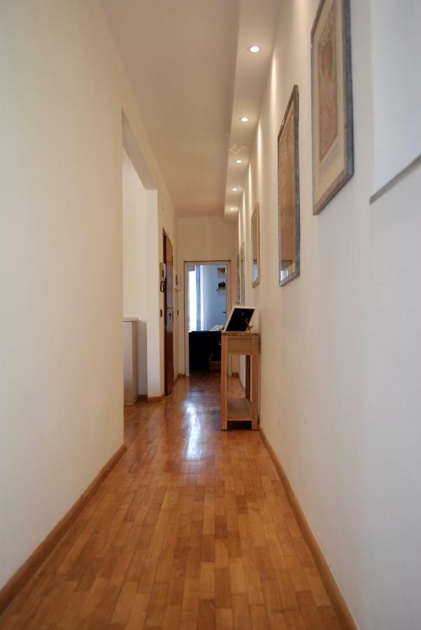 Apartamento La Musa Di Via Dante Florença