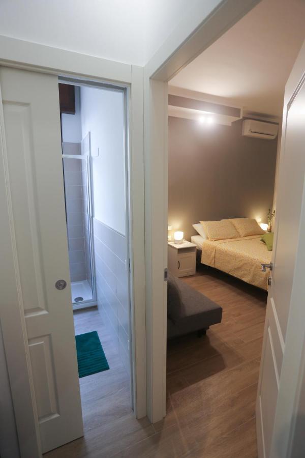 Residenza Leone Bed & Breakfast Florence