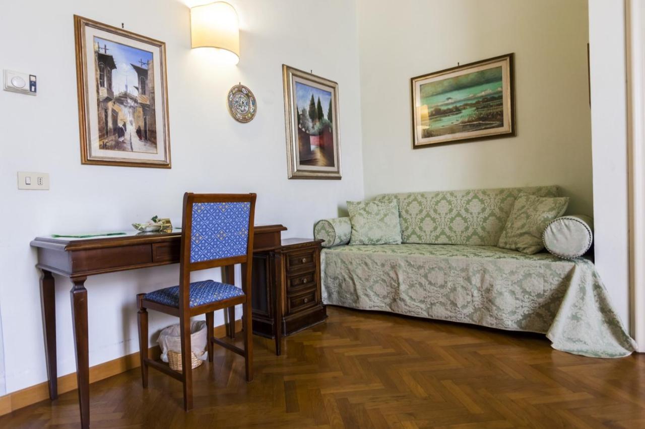 Antica Torre Bed & Breakfast Florence