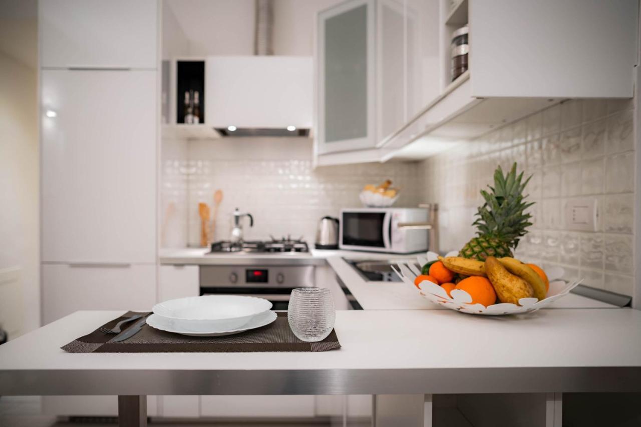 Apartment Novella White