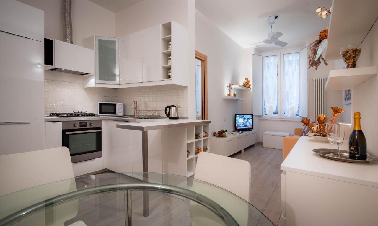 Apartment Novella White *
