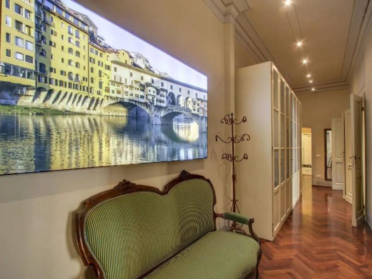 Apartment Salvemini Elegant Close To Piazza Santa Croce *