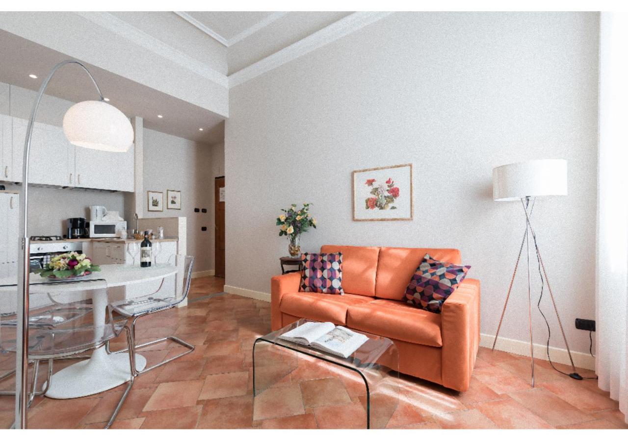 Palazzo Alfani - Residenza D'epoca 3*