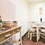 Charming Suite Cavour Heart Of Florence