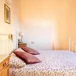 Candido Apartment