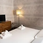 Ponte Vecchio Luxury And Stylish Apartment