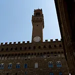 Casa Uffizi XIII Century Tower House Boutique Hotel