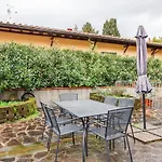 Coverciano Modern Apartment With Patio!