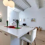 Margot Apartment By Mamo Florence