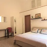 Piazza Ciompi Studio Apartment
