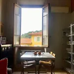 Sunny Top Floor In San Frediano