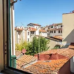 Santa Maria Novella Bright Apartment