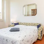 Santa Maria Novella Bright Apartment