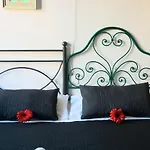 Little Luxury Apartment In San Lorenzo