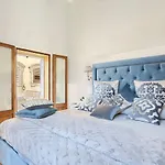 Design Apartment In The Heart Of Florence - Hosted By Sweetstay