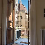 Charming 2Bed Apartment Overlooking Duomo - Hosted By Sweetstay