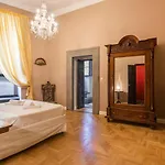 Firenze Rentals Deluxe Palmieri