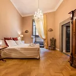 Firenze Rentals Deluxe Palmieri