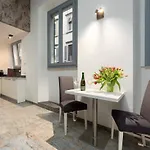 F1Rst Suite Apartment & Spa
