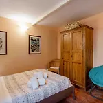 San Frediano Cozy Studio With Private Patio