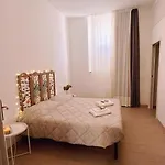 Ensuite Florence Room