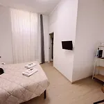 Ensuite Florence Room
