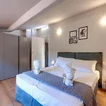Santa Croce Luxury Flat In The Center With Kitchen