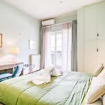 Guesthost - Elegant Suite Ponte Vecchio