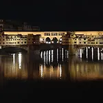 Elegante E Spazioso Bilocale In Zona Certosa