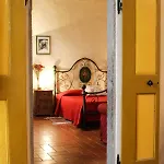 Typical Florentine Apartment In Oltrarno 10 Min Walking From Ponte Vecchio
