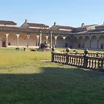 Elegante E Spazioso Bilocale In Zona Certosa