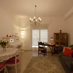 G & G \'S Home