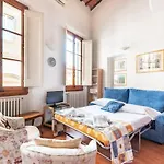 Lovely Loft 2 Steps From The Cathedral In Florence