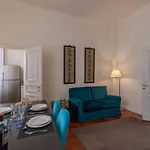 Seta Spacious Apartment Next To The Duomo