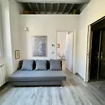 Guido18 Apartment