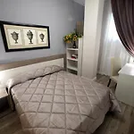 Florence Rooms67