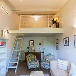 Flat Juana -Bright Apartment Santa Maria Novella