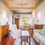 Botticelli-A Flat With A View, On Santo Spirito - Homeunity