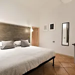 Wine Apartments Florence Dolcetto
