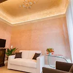 Flat Volturno- Florentine Neighbourhood