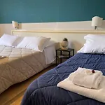 Hotel Azzi