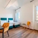 Alloro Apartment