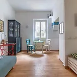 Magnolia-Flo Apartments