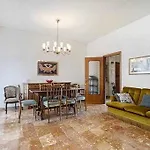 Frati Bigi With Two Bedrooms And Parking