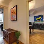 Casper Apartment By Mamo Florence