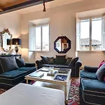 Casper Apartment By Mamo Florence