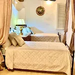 Lovely And Cozy Central Apartment In The Best Position