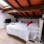 Cavour Florence Apartment
